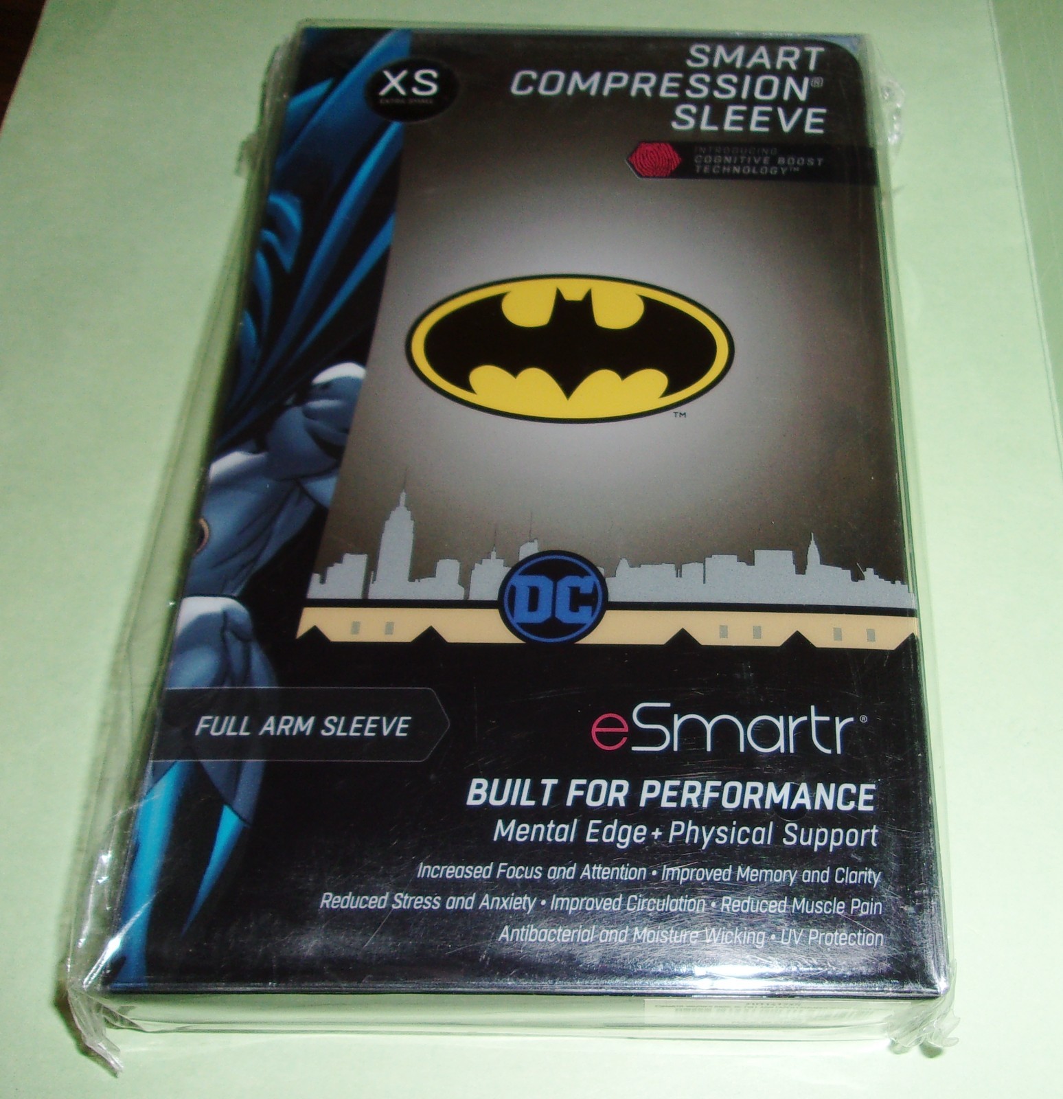 eSmartr FULL ARM Compression Sleeve Sport/Gaming /Tatoo Cover/Protect BATMAN -XS