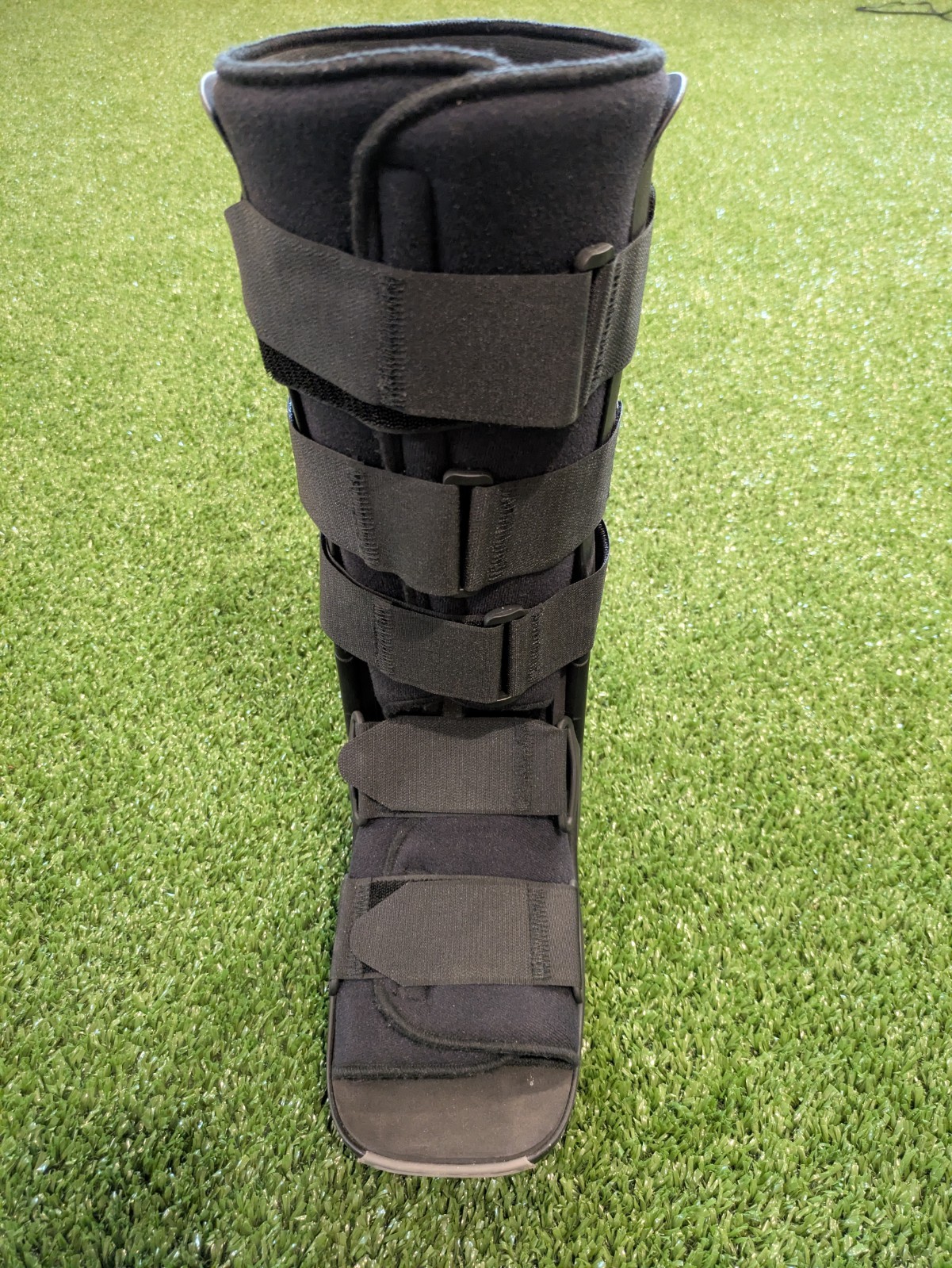 Breg SoftGait Walker Boot – Black Size Medium (M) Full Length