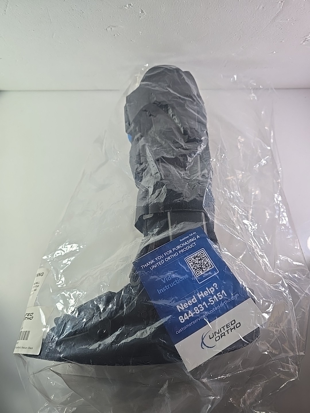 United Ortho USA14105 Air Cam Walker Fracture Boot, Medium, Black