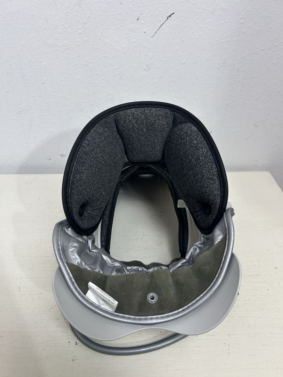 Twinklepoch Cervical Neck Traction Device Brace Adjustable No Pump – CLEAN