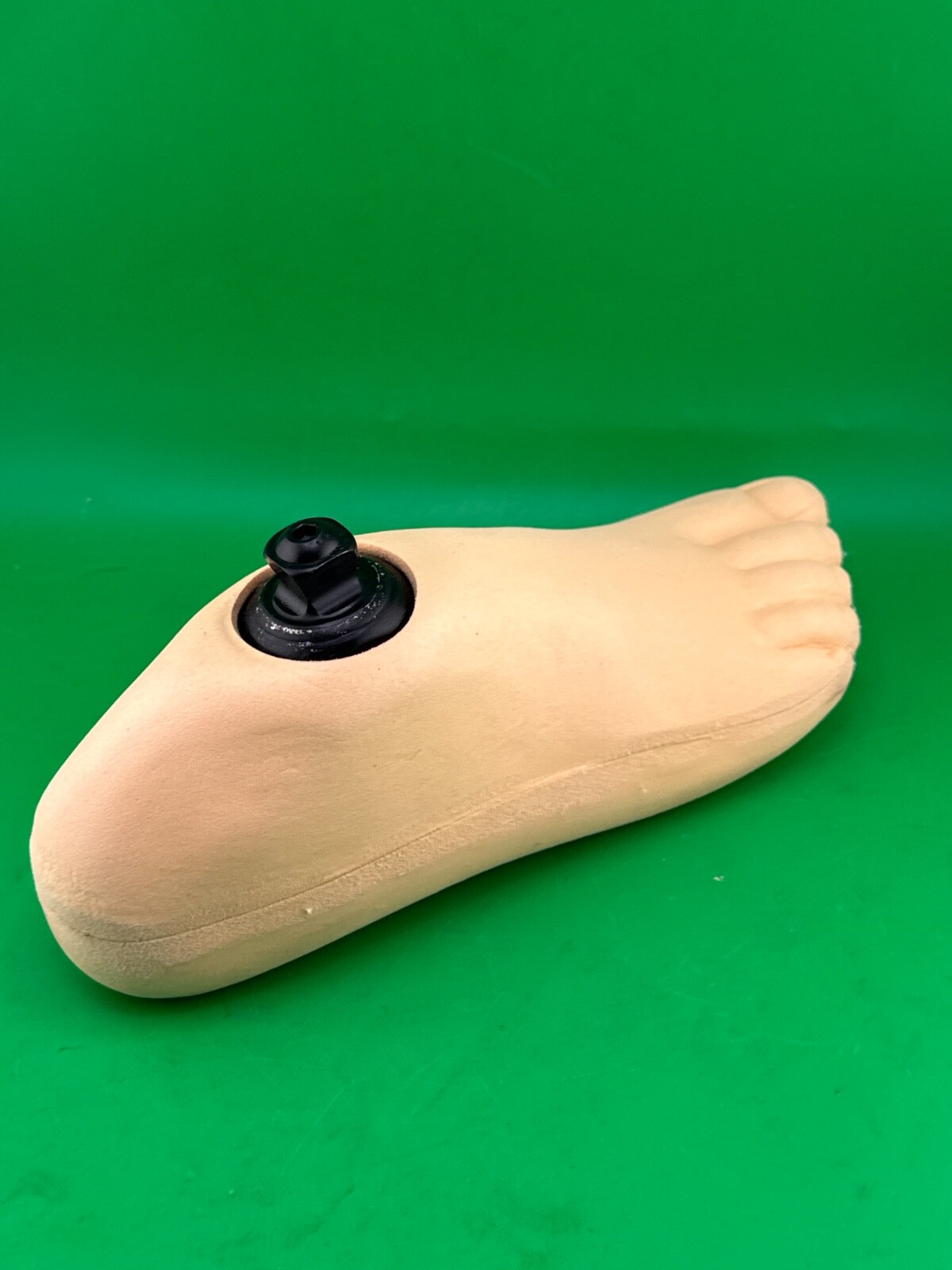 Dycor flexible keel single axis multi axis prosthetic foot. Size 24. Right