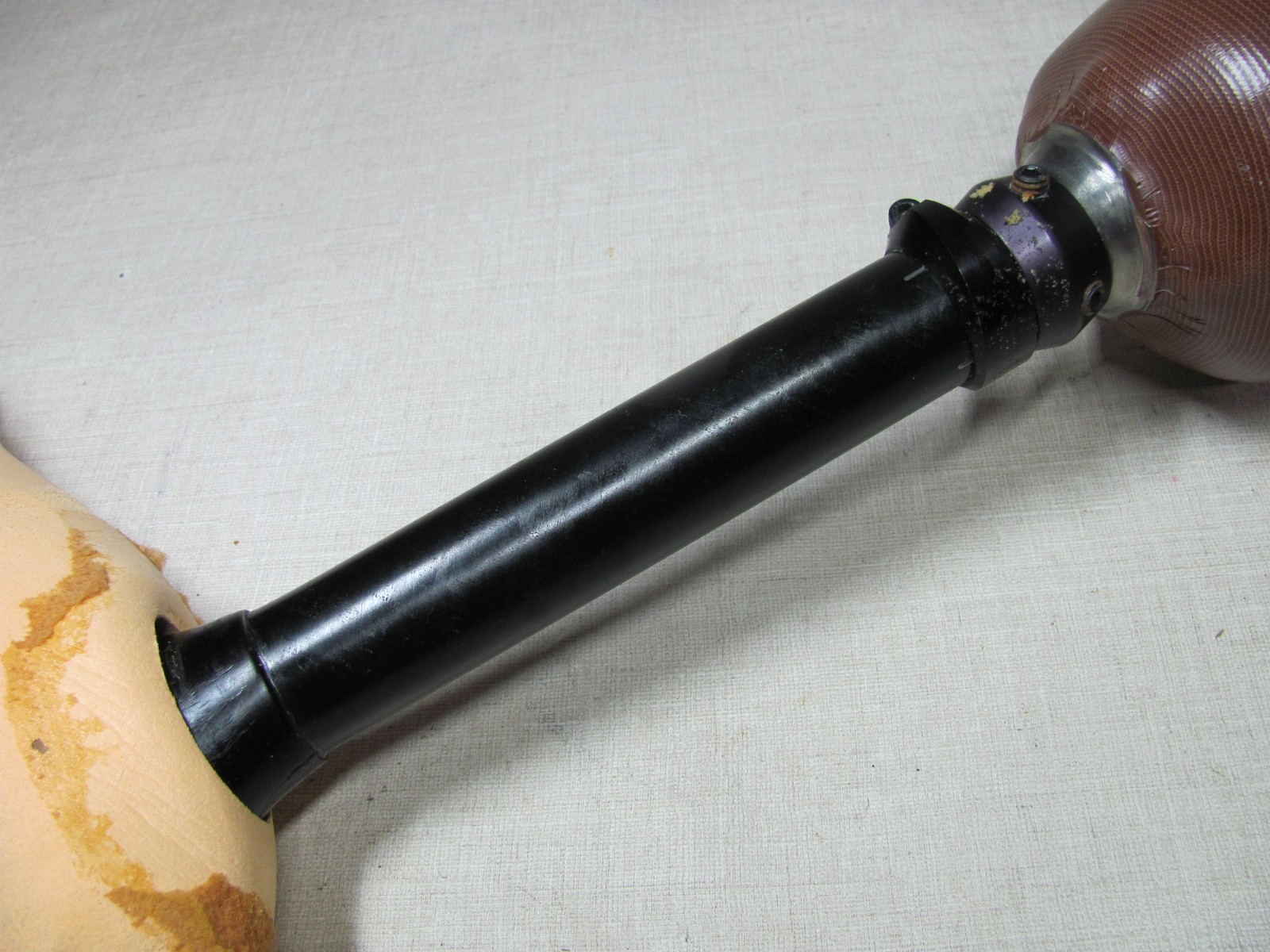 DYCOR ADL PROSTHETIC LEG LEFT BELOW-KNEE WITH SOCKET AND FOOT MADE IN USA