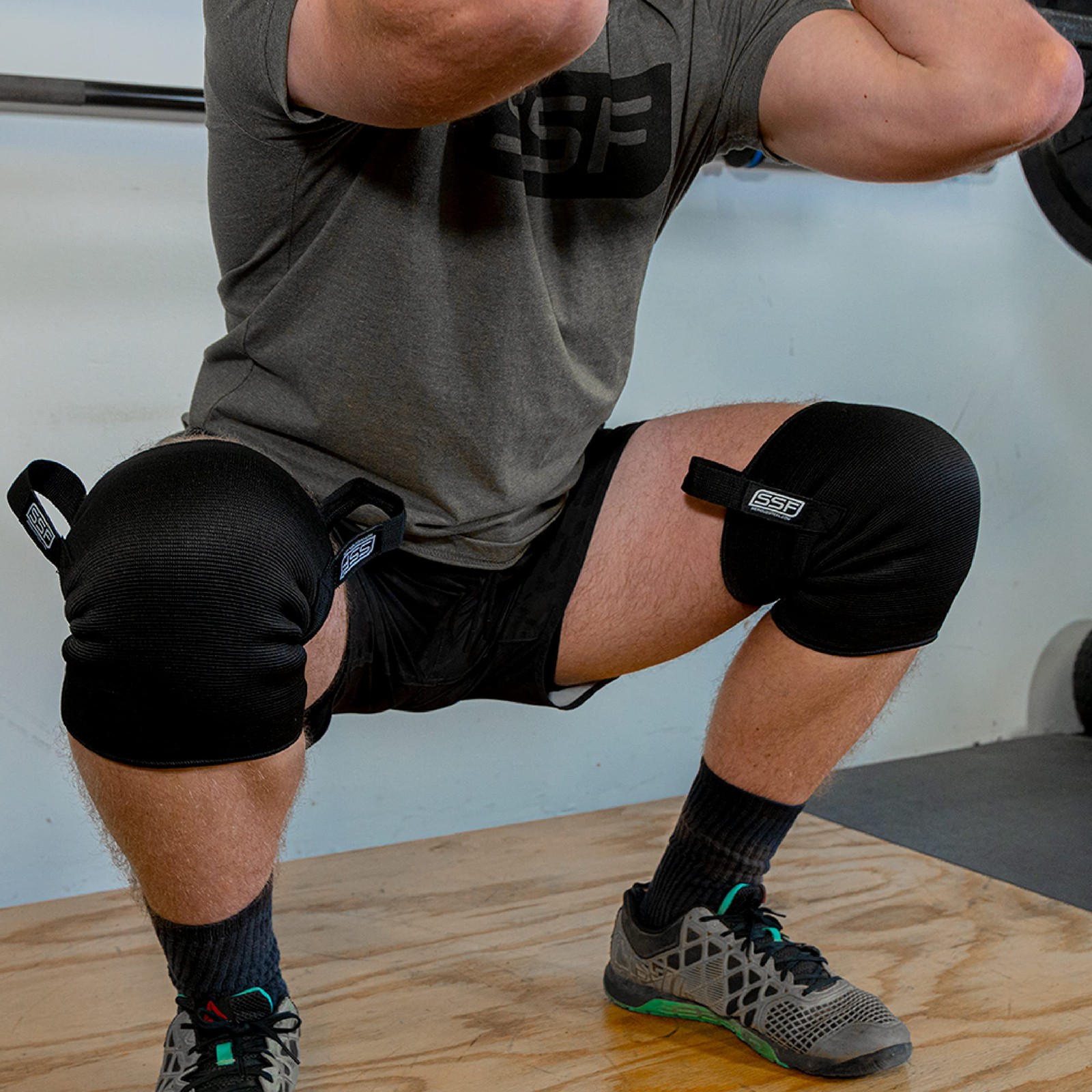 Serious Steel Fitness Knee Sleeves High Compression 3-Ply Easy On And Off