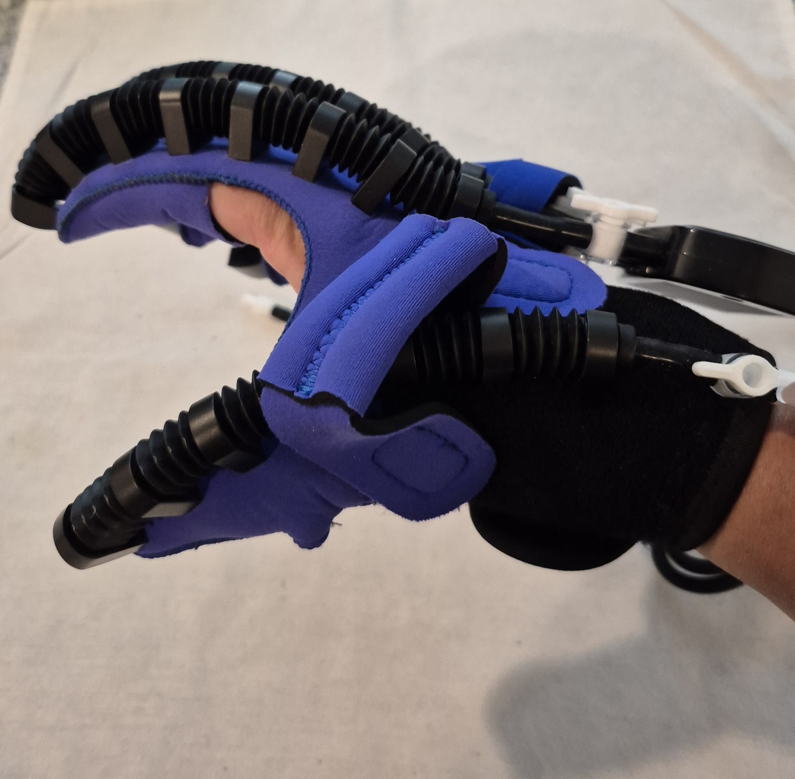 FOCUBOODY Rehabilitation Right Robot Glove Replacement Only Size XL Blue
