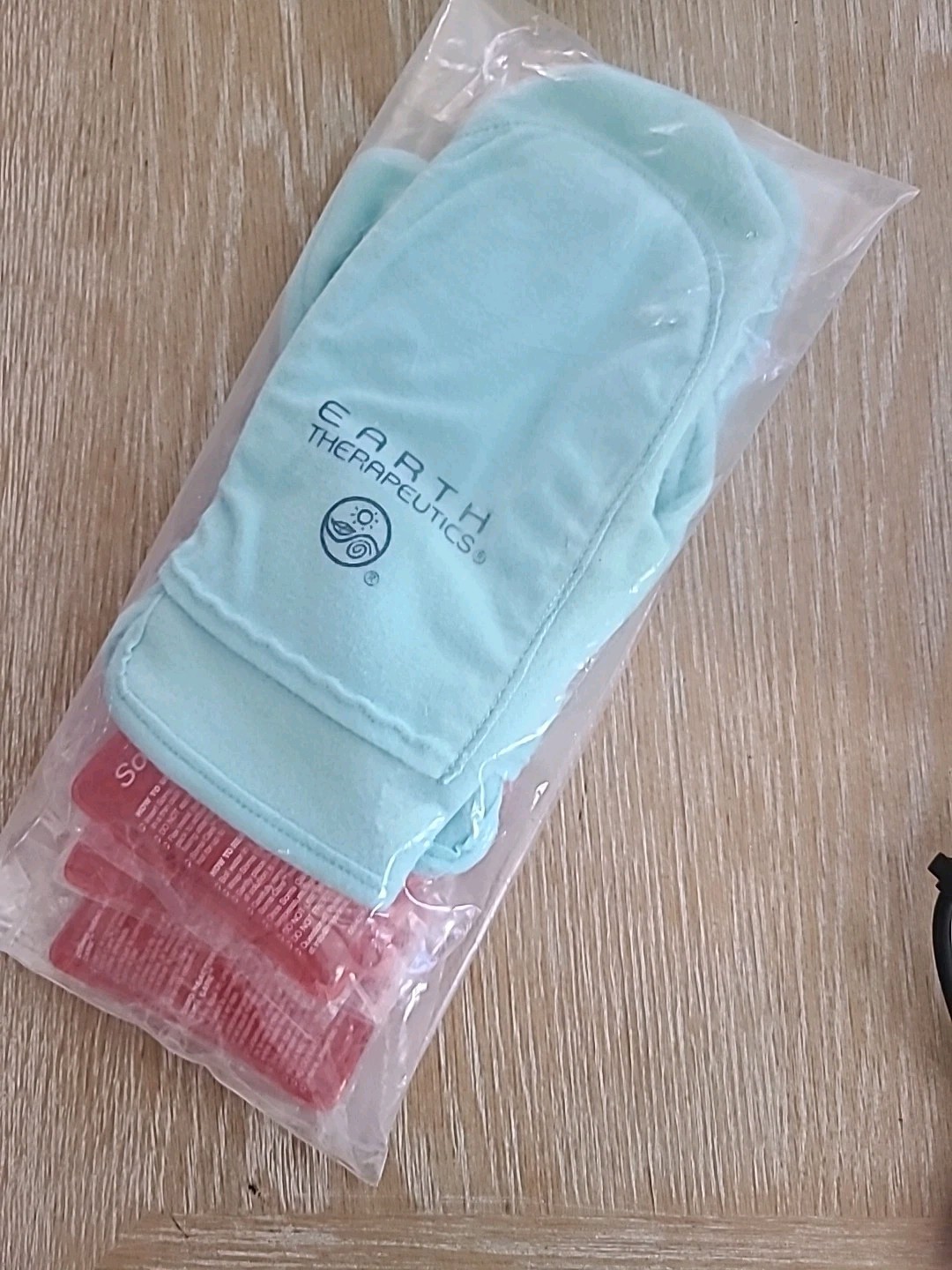 Earth Therapeutics True To Live Moisturizing Hot Or Cold Arthritis Care Mittens