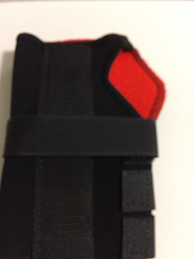 Swede-O Thermoskin Carpal Tunnel Brace With Dorsal Stay Black Medium Right Hand