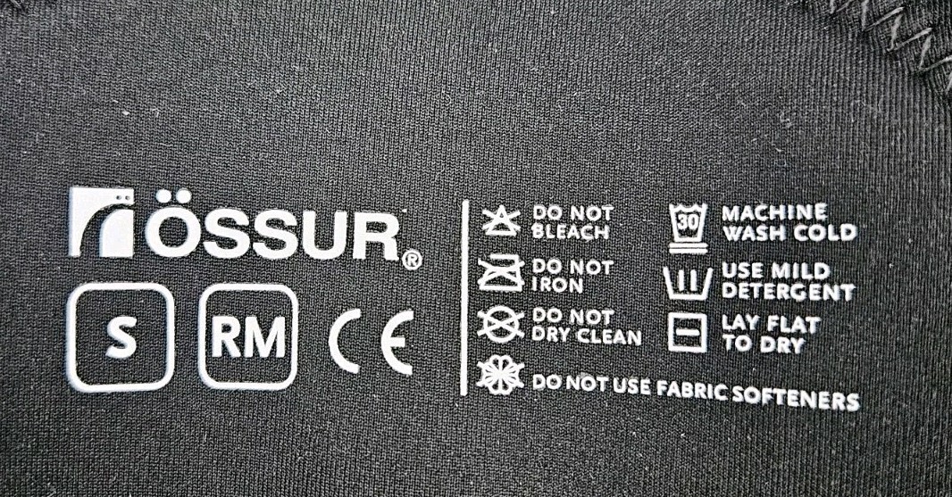 Ossur Formfit Hinged Lateral J Knee Brace Size Small Right Knee