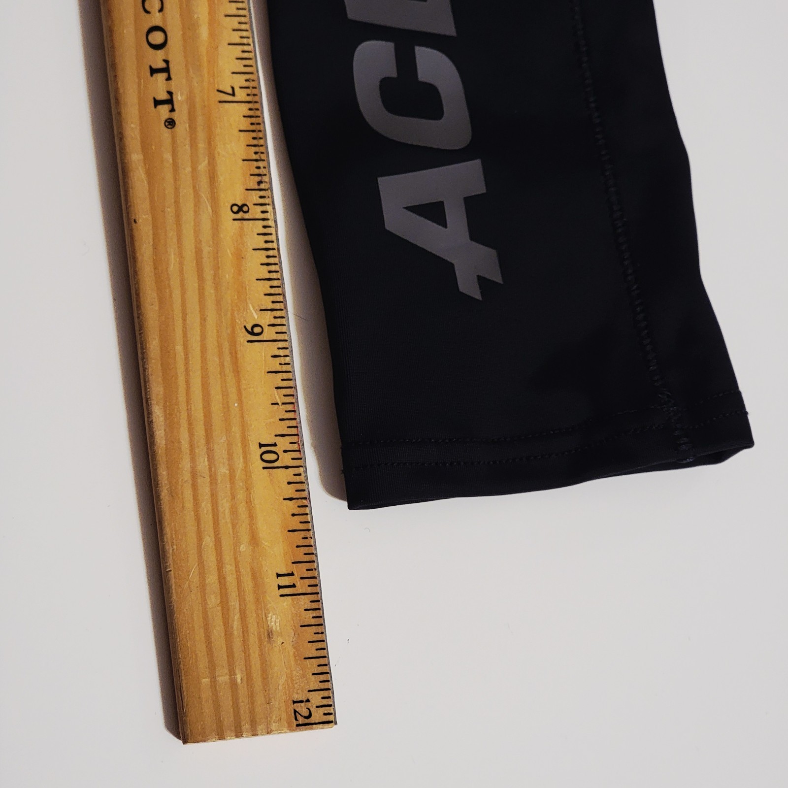 Ace Calf Compression Sleeve SM/M For Football, Basketball, Volleyball All Sports