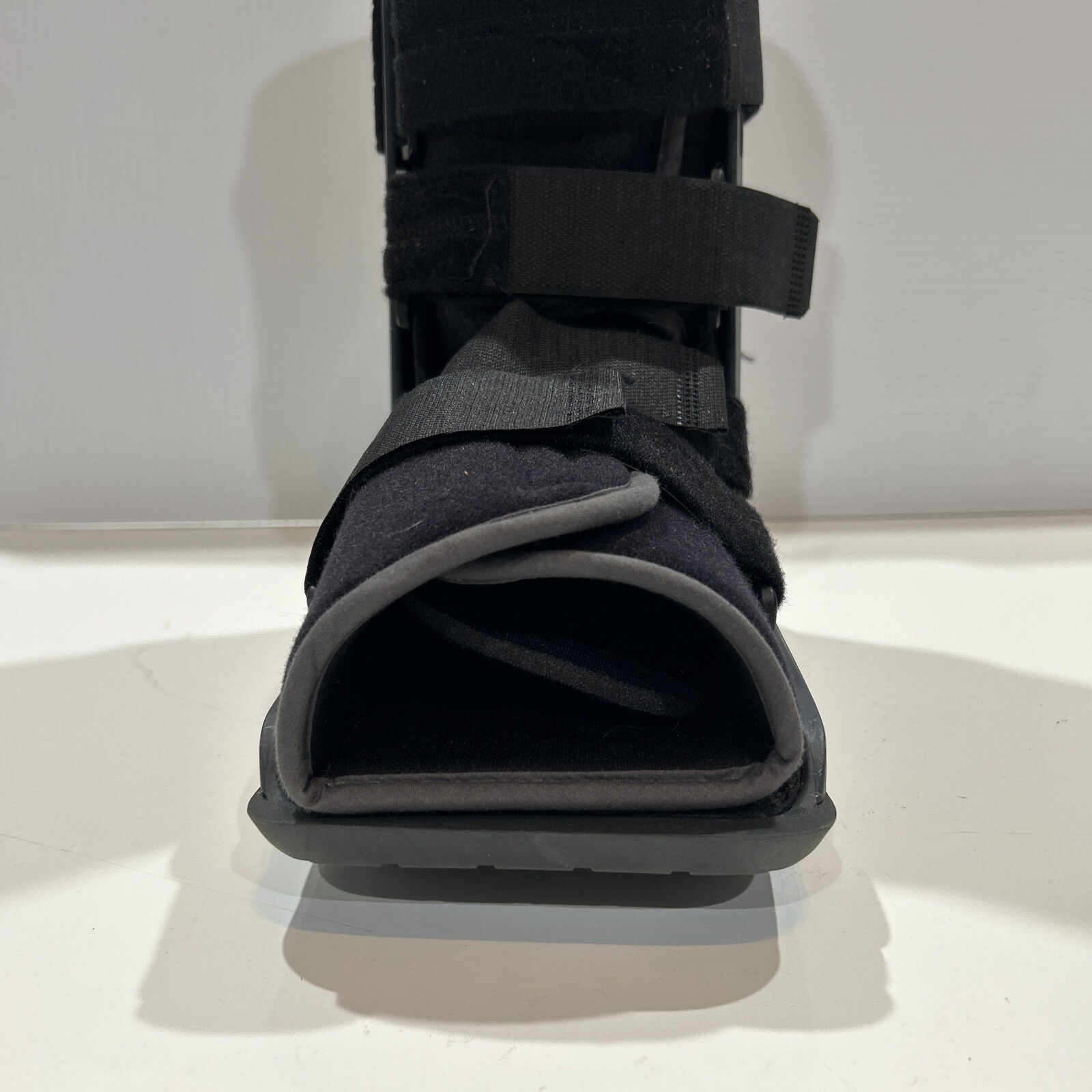 Maxtrax Orthopedic Walker Boot Black Medium Surgical Recovery Stability