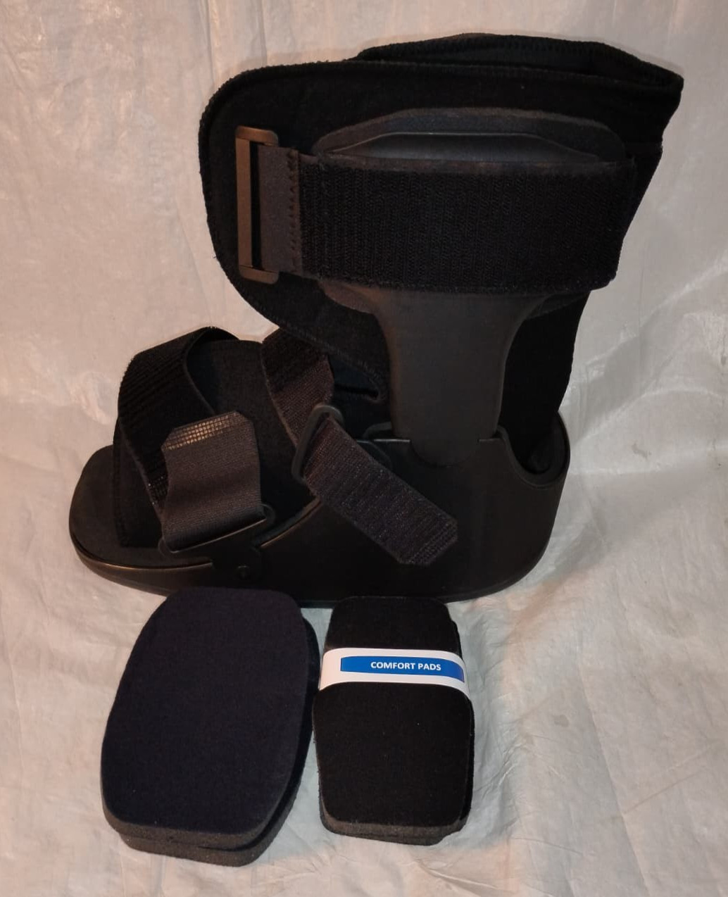 United Ortho USA14013 Short Cam Walker Fracture Boot, Small, Black