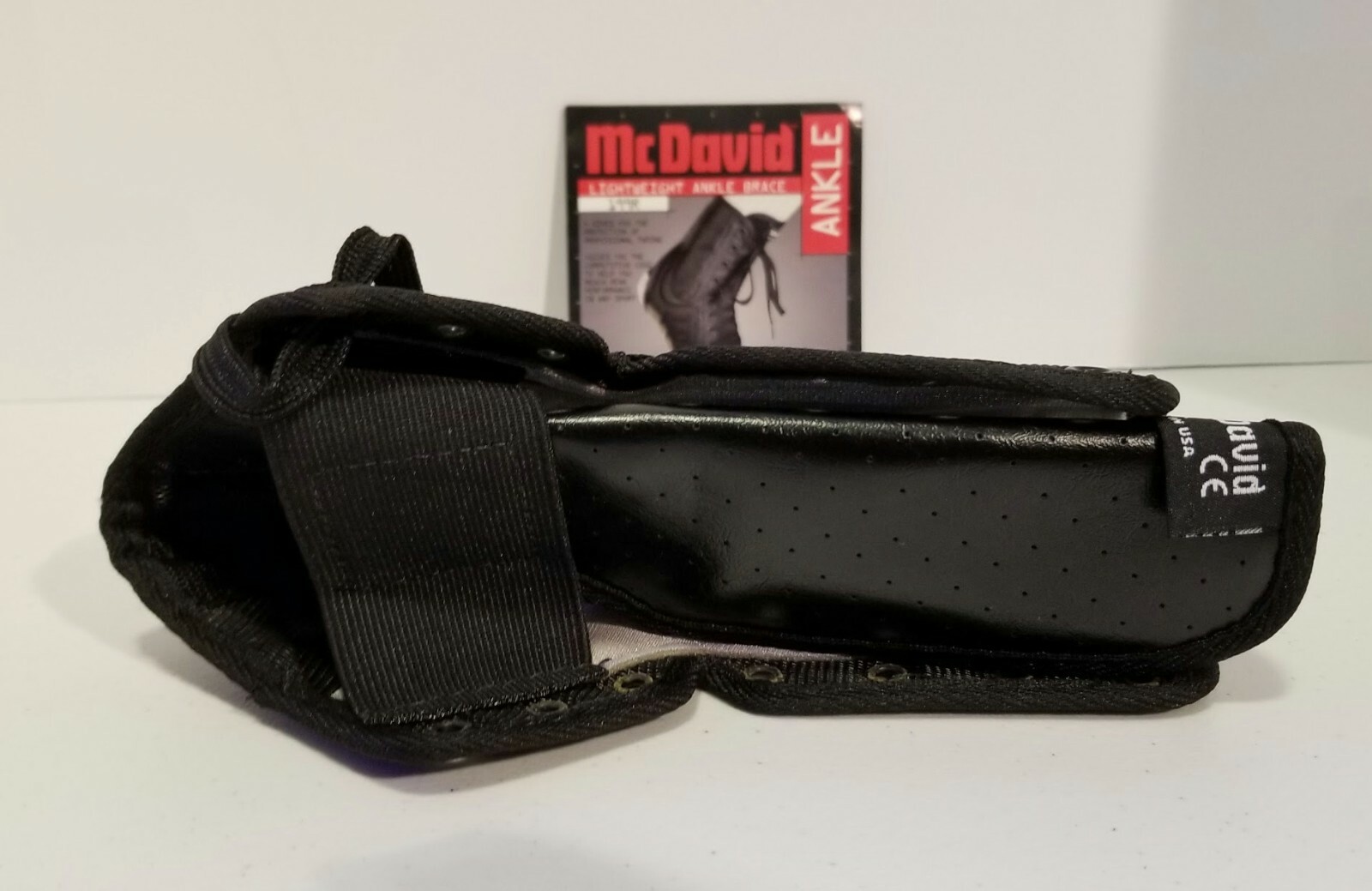 McDavid Light Weight Ankle Brace 199R B Protection Level III Black Size SM NOS