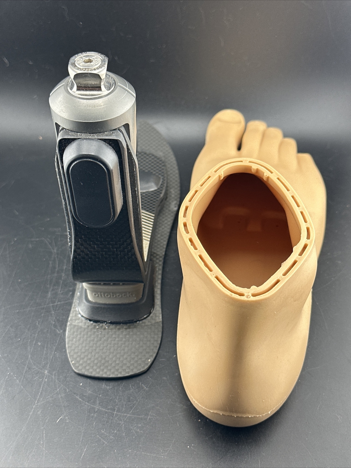 ottobock otto bock taleo Right prosthetic foot. size 28. category 4.