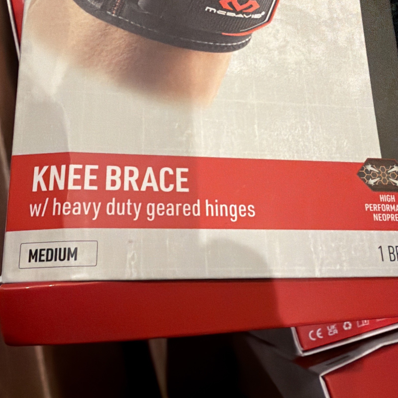 Mcdavid Level 3 Knee Brace w/heavy duty geared hinges size medium 14-15