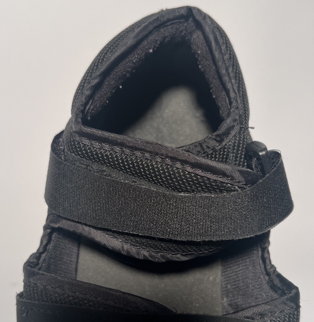 DJO Global ProCare Squared Toe Post Op Shoe Size Medium 79-81235 Black Germany