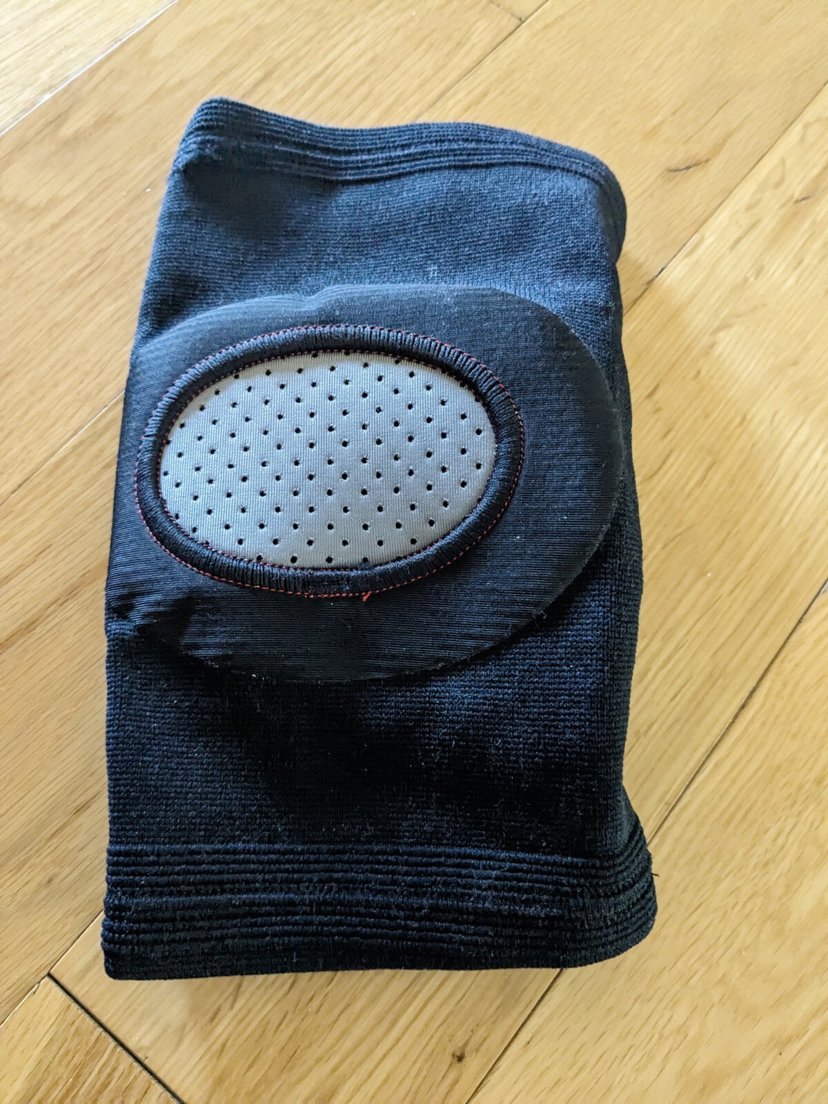 ACE Compression Knee Support, Support Level 1, size SM/M – 1 ct. Elasto-preene.
