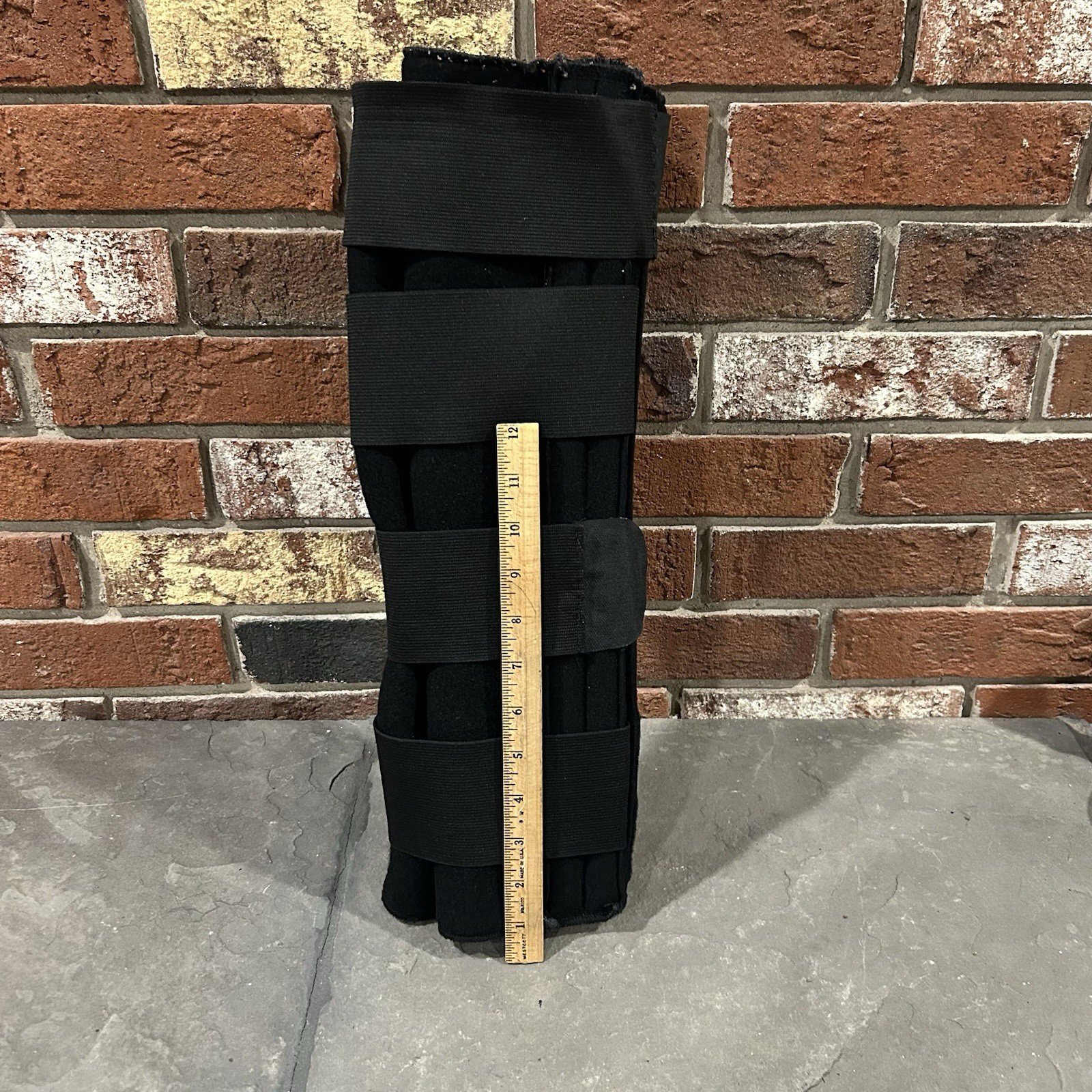 Black Knee Immobilizer Brace