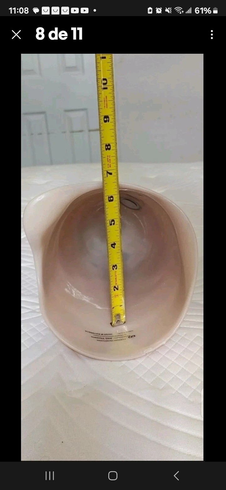 PROSTHETIC SOCKET CARBON FIBER LEG EXPULSION VALVE IN PERFECT CONDITION.