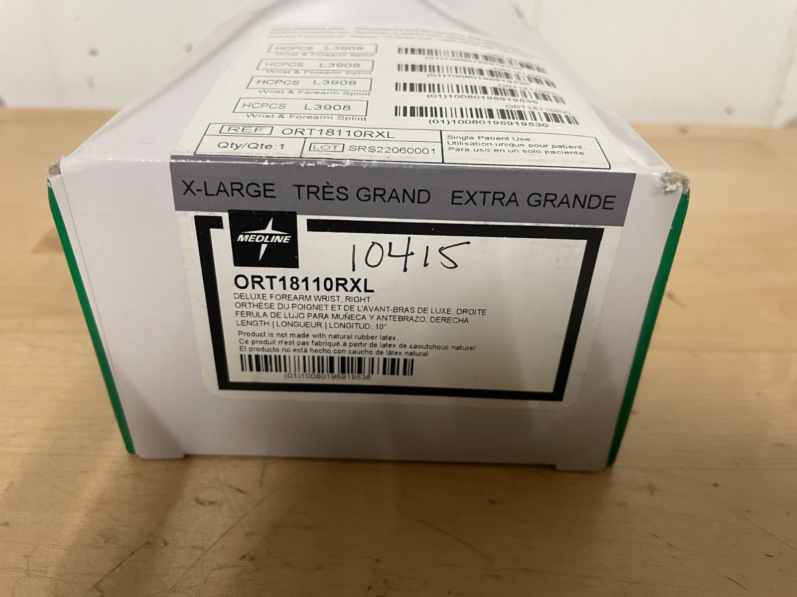 Curad Medline Deluxe Forearm Wrist Right 10″ XL ORT18110RXL *
