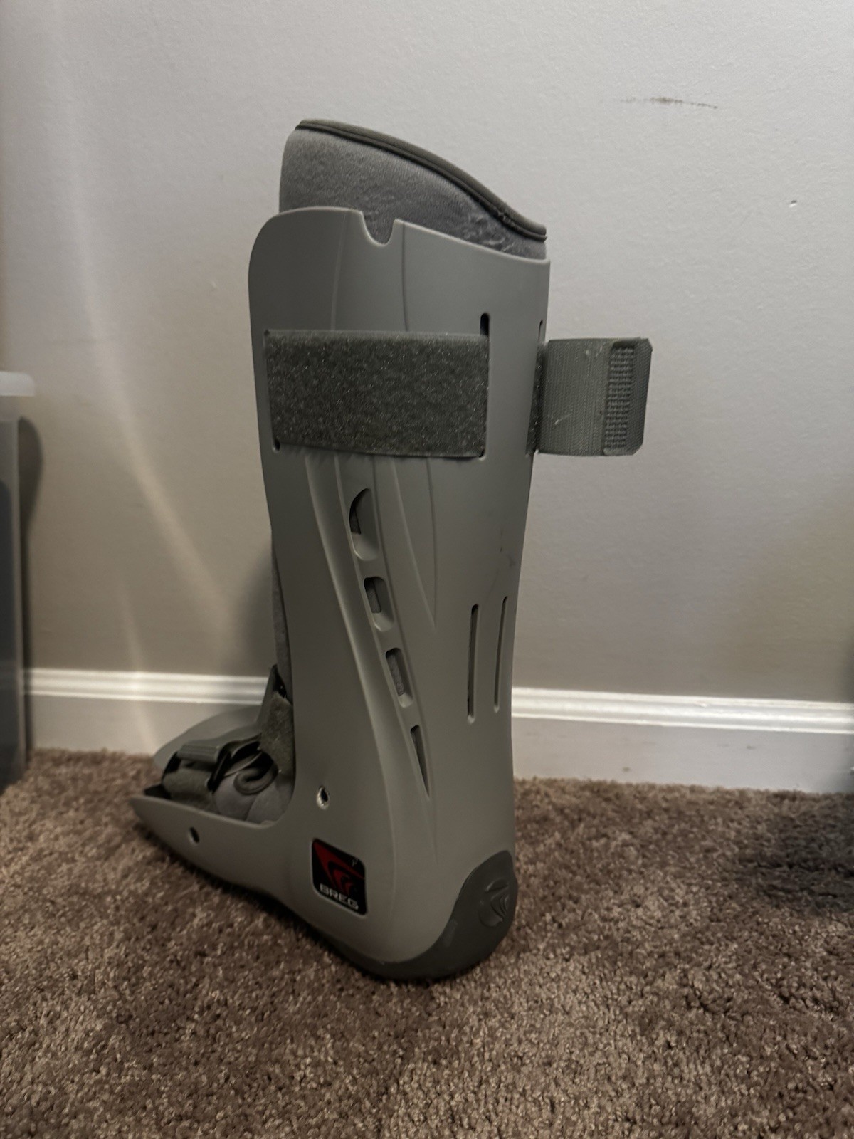 Breg Genesis Mid-Calf Full Shell Walking Boot Orthopedic Walker Small Gray