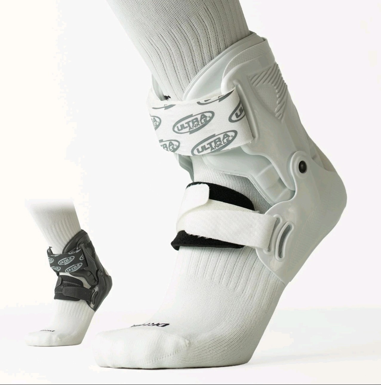 Ultra Zoom Ankle Brace (White) – Hinge Design Promotes Faster Healing NIP