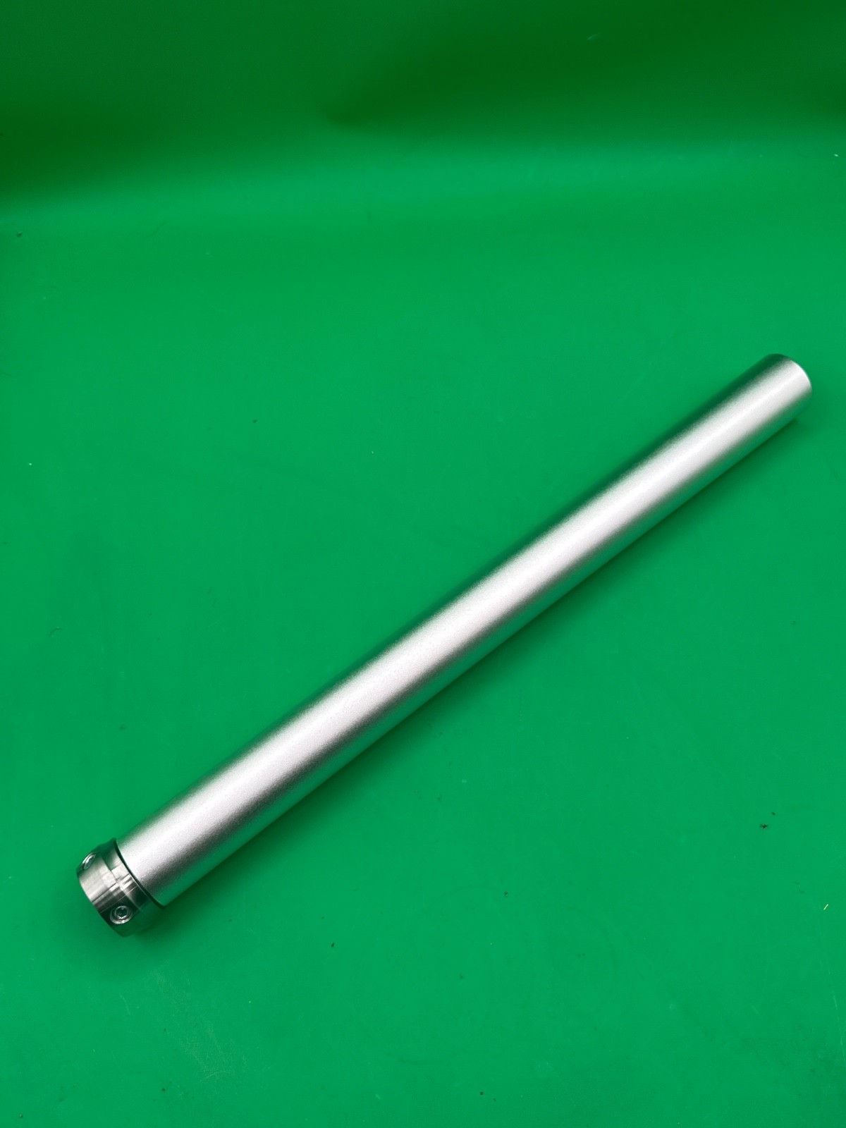 Prosthetic pylon. 40cm length. 34mm diameter. New.