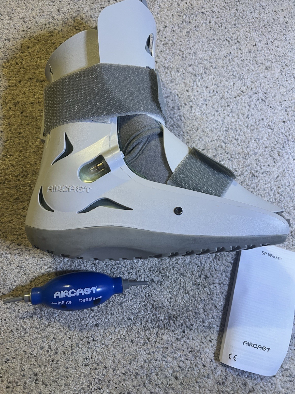 Aircast Walking Boot SP Walker Small 01A-S Short Pneumatic Brace Boot W/ Pump