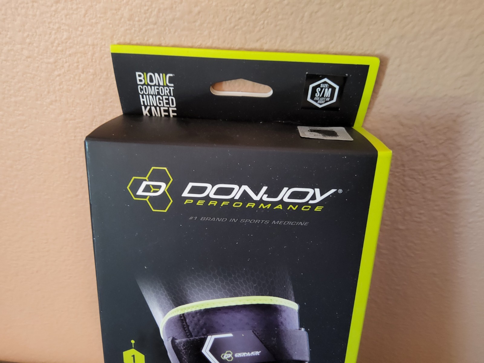DonJoy Performance Bionic Comfort Hinged Knee Brace S/M