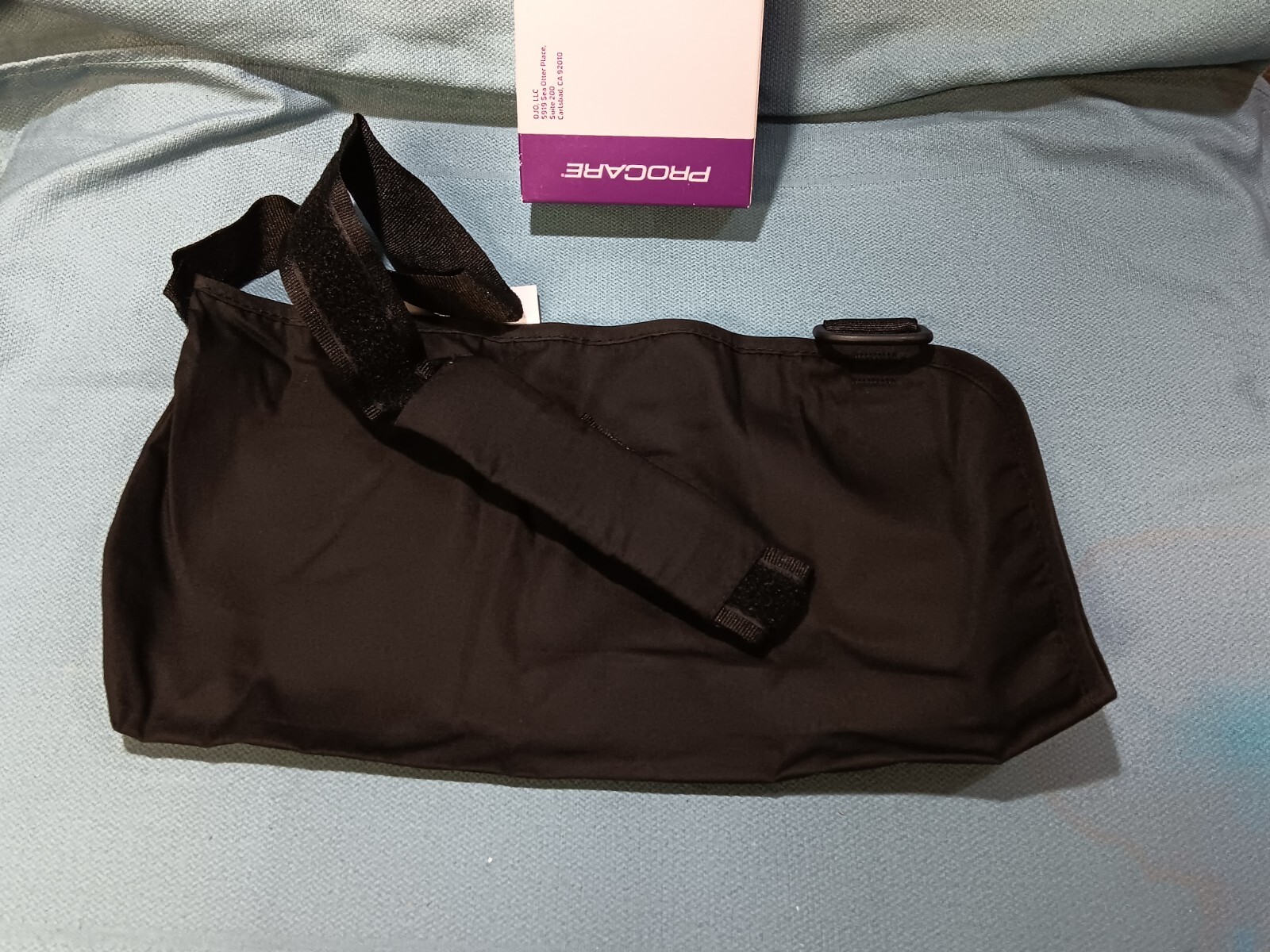 Procare Arm Sling Hook and Loop Closure, Medium 1 Count