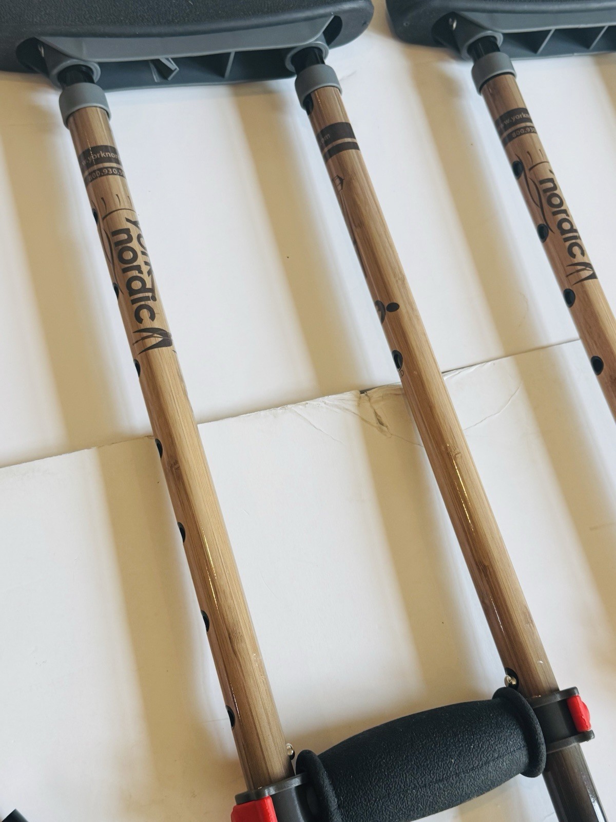 NEW OPEN BOX York Nordic Spring Cushion Crutches Adjustable Travel 330 lb Pair