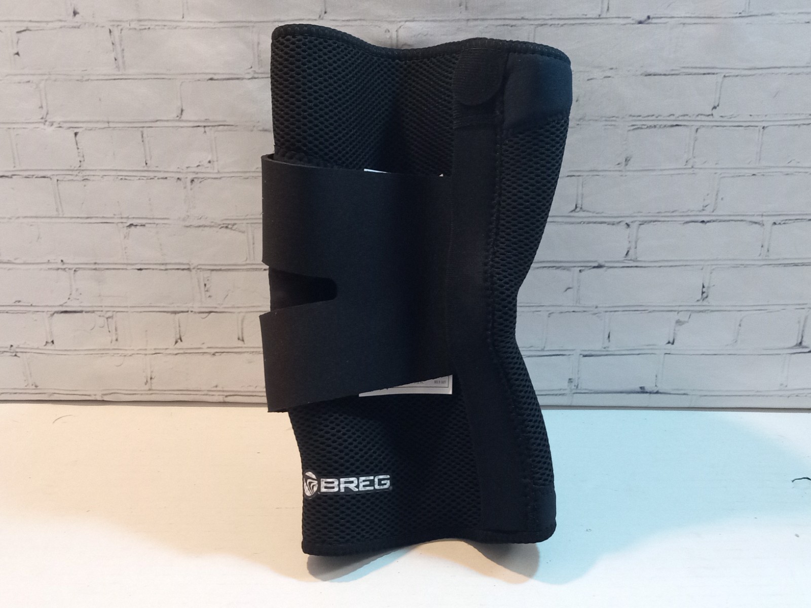 BREG 20126 Knee Brace Lateral Stability Hinged Air Mesh LEFT XXL *FREE SHIPPING*