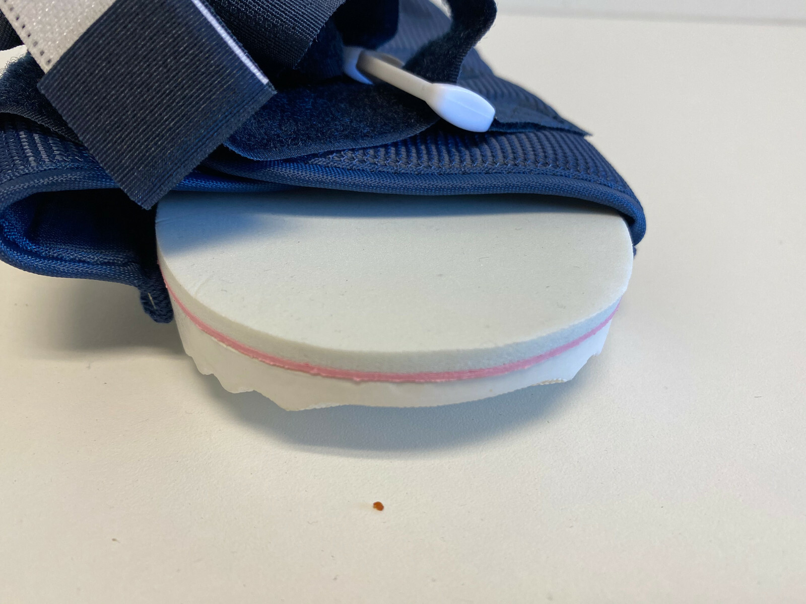 Lot of 2 ProCare Post OP Shoe Female – Medium 79-90195