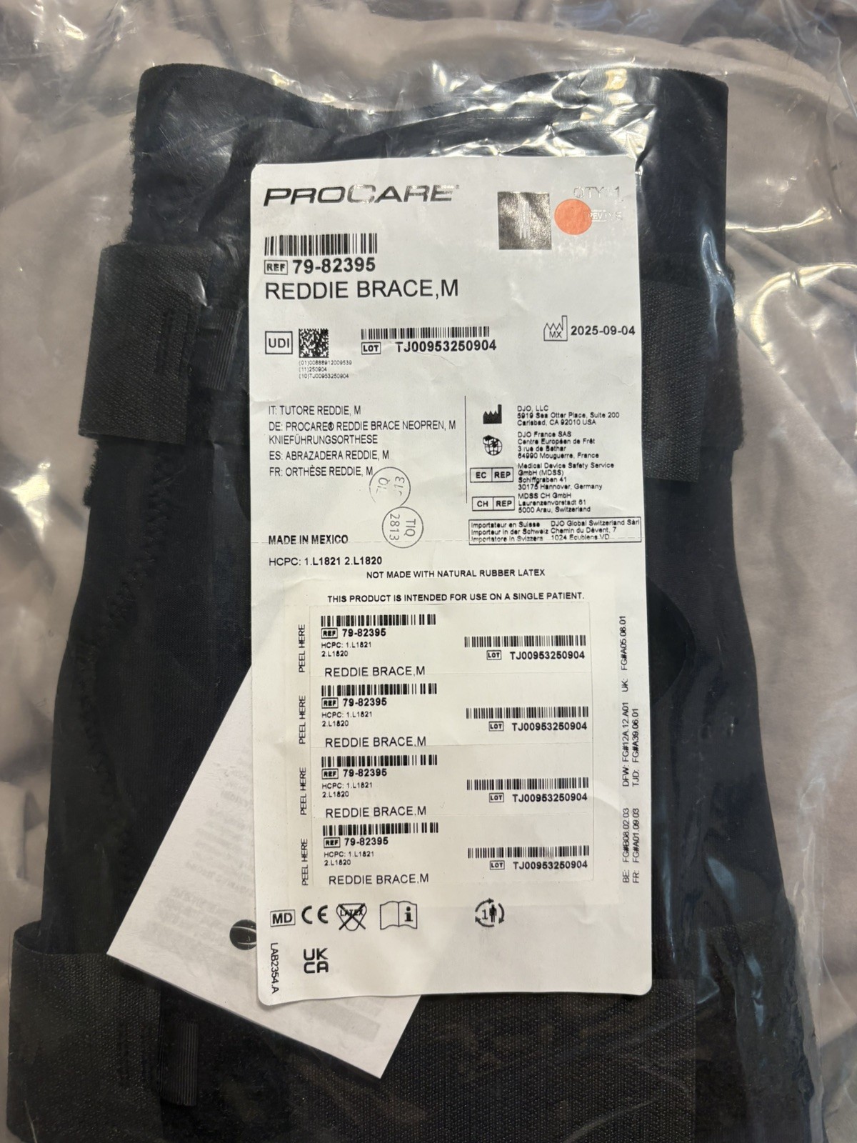 Reddie® Brace Knee Brace, Medium- NEW IN PACKAGE!