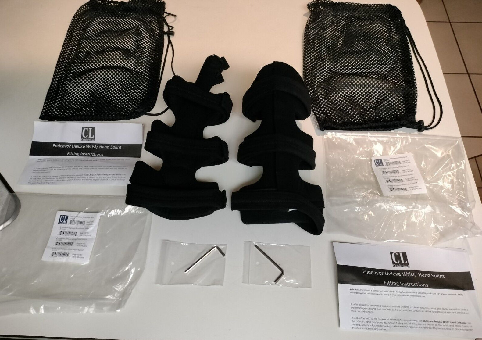 2-Comfortland Wrist/Hand Splint Endeavor Deluxe CL 31-500 One Size Fits L/R Hand