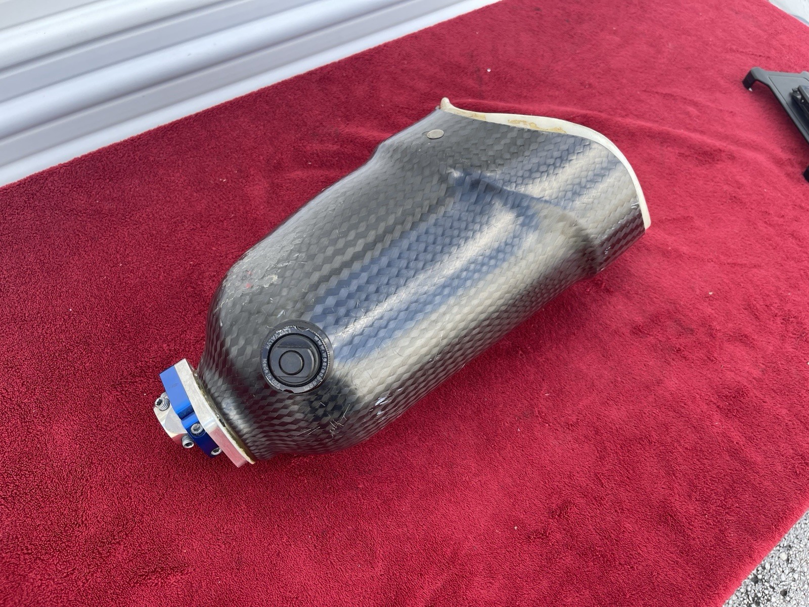 Above Knee Prosthetic Socket Left leg Carbon W Mounting Plate As Pictured.