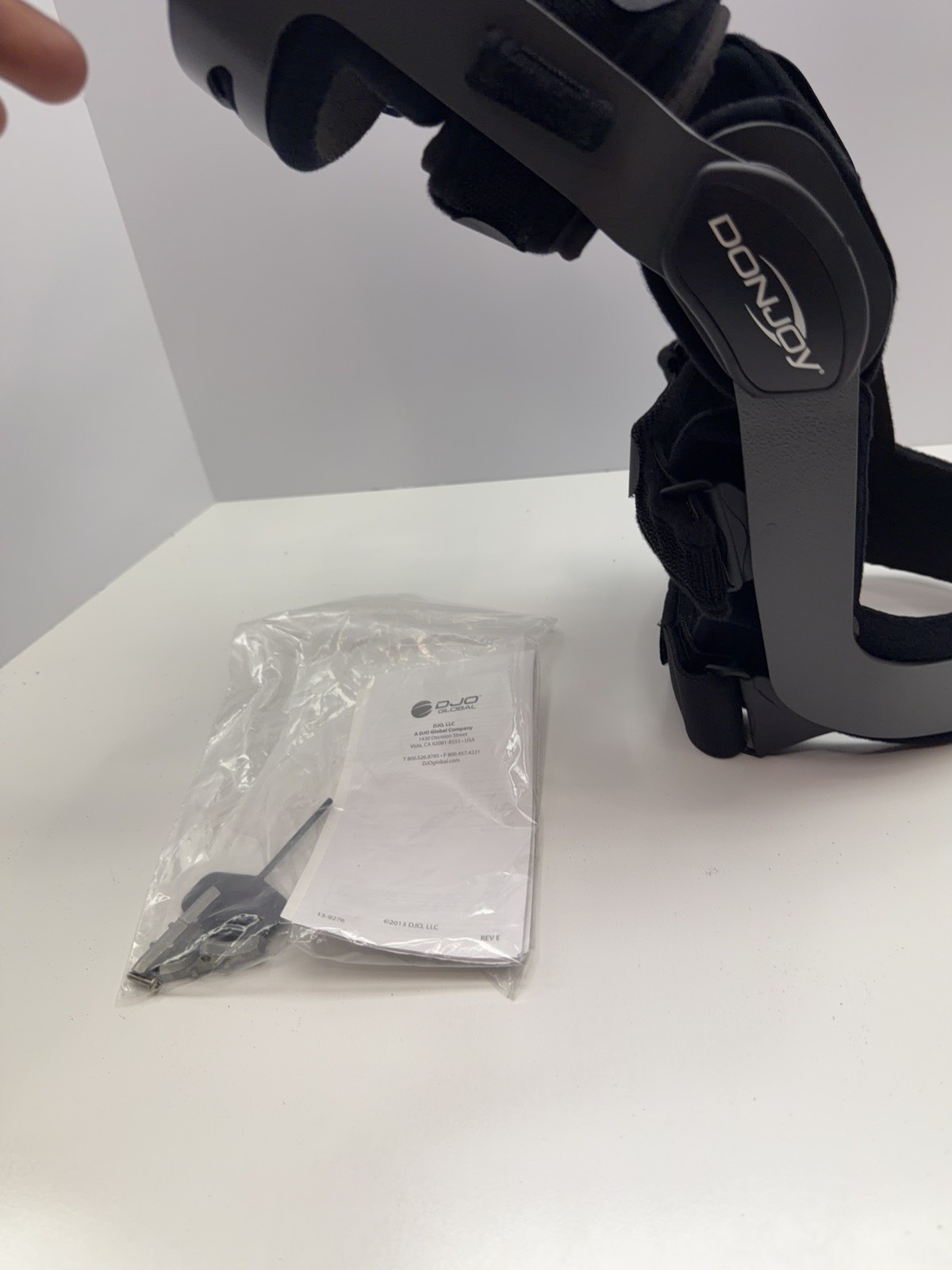 DonJoy FullForce ACL Knee Brace Ligament Stabilizer w/ Bag Manual Tags Size L