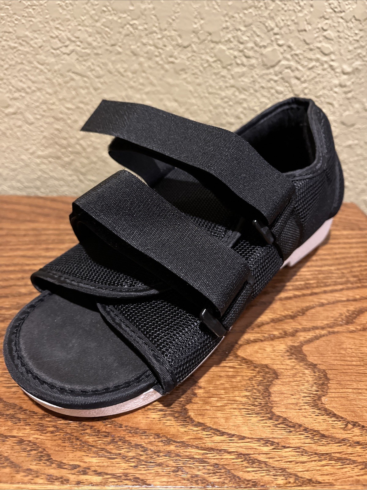 Post Surgical Adjustable Flat Black Shoe Women Size 7-8