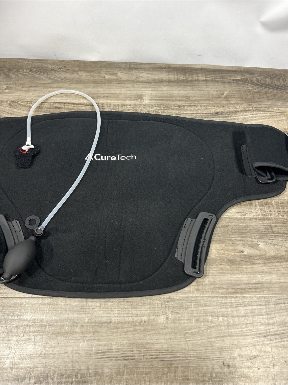 Mana Ez Hip Ice Oack Holder With Compression No Ice Pack