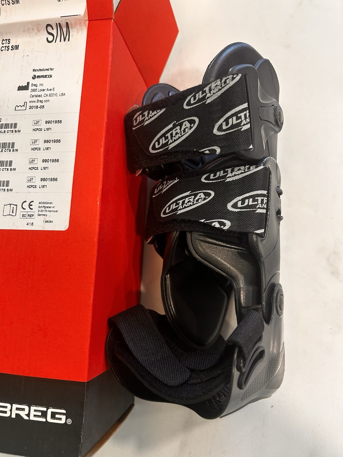 Breg Ultra CTS Ankle Brace size S/M Amazing Ankle Support! Brand New