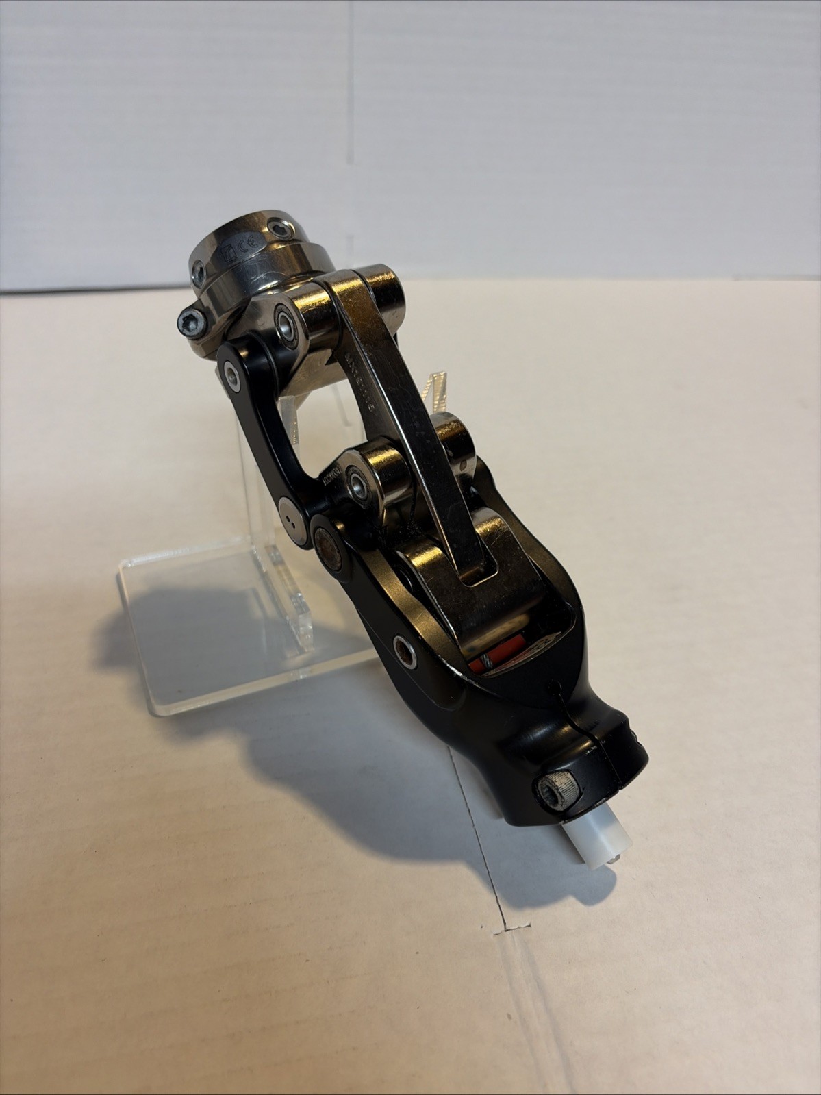 Total Knee 1900 Polycentric Knee Joint W/Geometric Locking