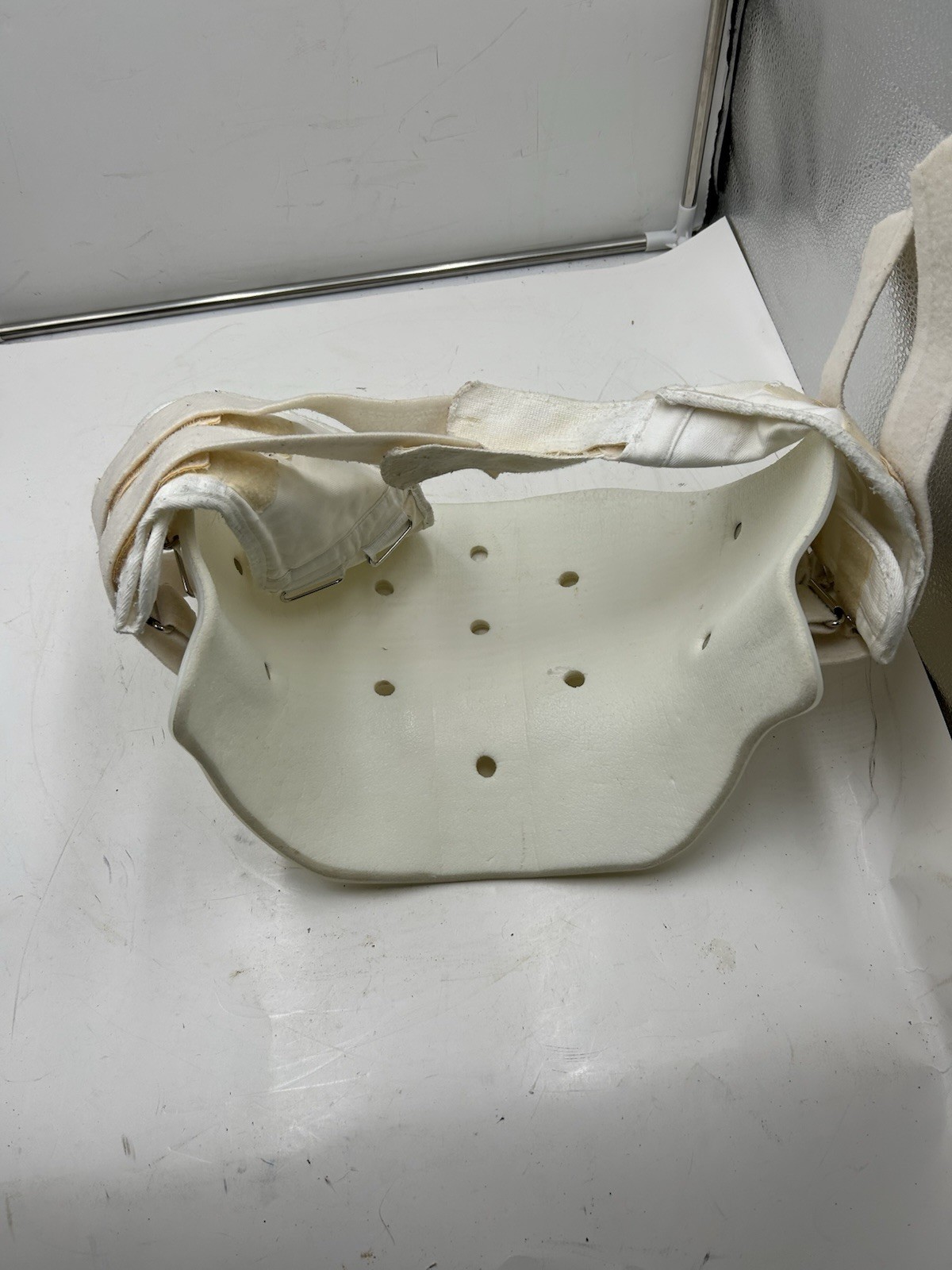 Clamshell Back Brace Orthosis Scoliosis Kyphosis Overlap White TLSO Hard Plastic