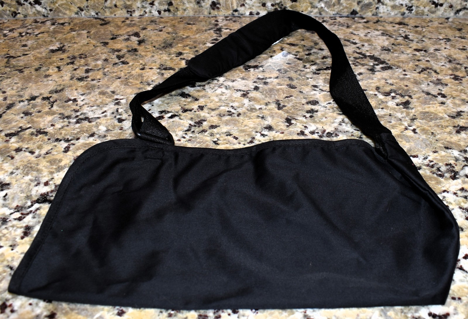 DJO, LLC Black Arm Sling Size Medium