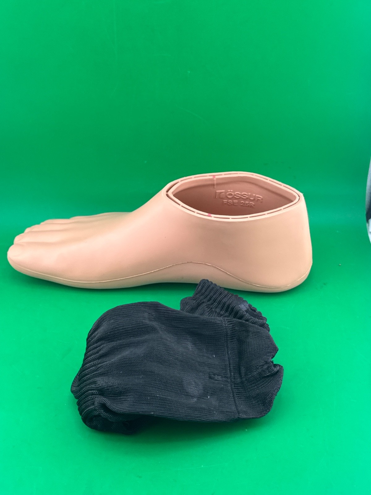 Ossur prosthetic foot shell foot. Right. FSE. Size 25. Non split toe. Excellent