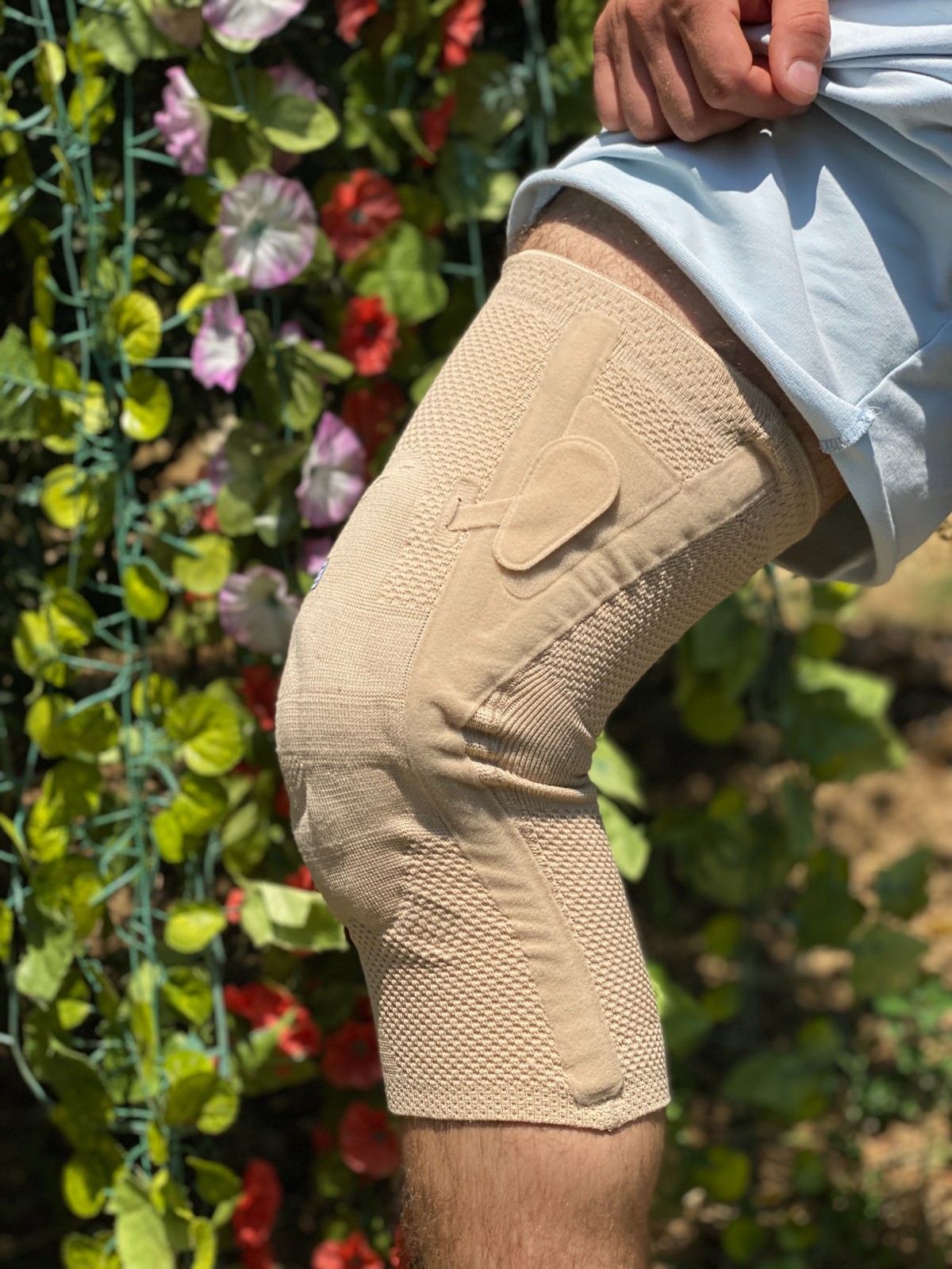 Bauerfeind GenuTrain P3 Size 3 Right Knee Advanced Active Brace Patella Support