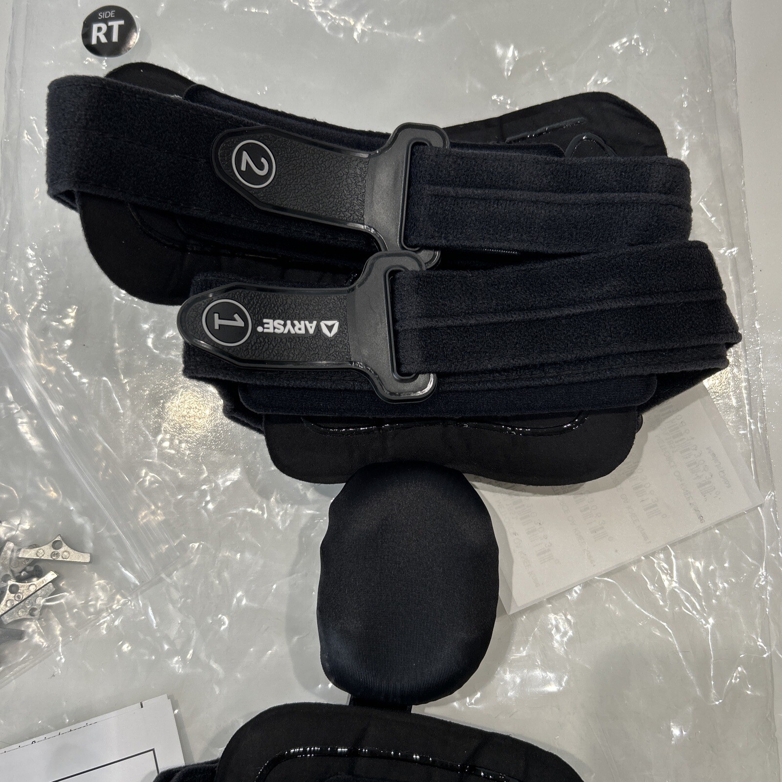 ARYSE Right Knee Brace Metforce OA Adjustable Universal Size Black