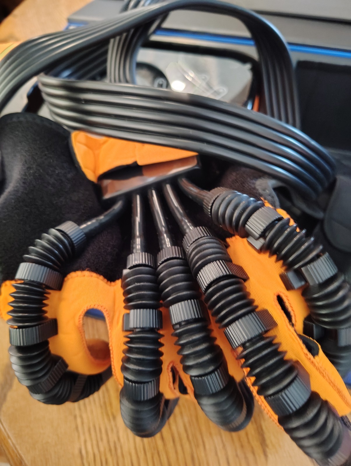 Left Hand Function Rehabilitation Robot Glove for Stroke Recovery/Therapy