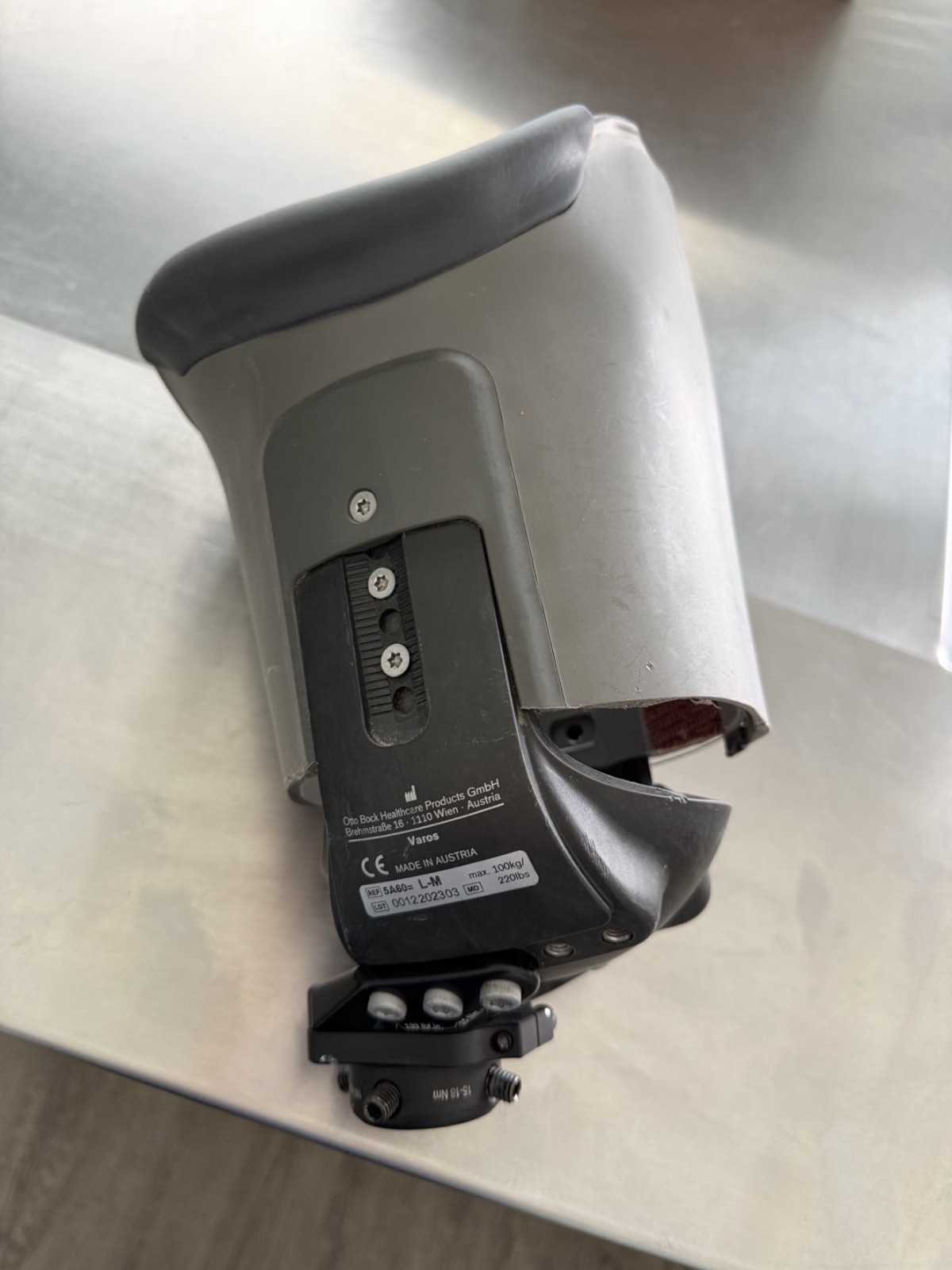 Otto Bock Ottobock Varos Adjustable Prosthetic Socket Left Side 5A60=L-M Medium