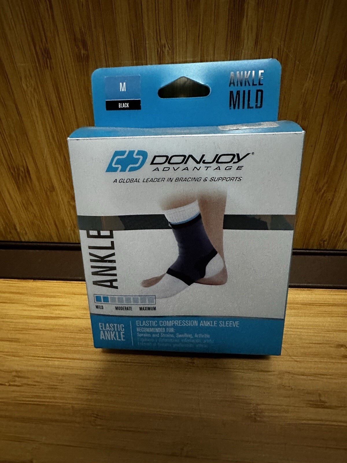 DonJoy Advantage Mild Ankle Brace – Medium – Elastic Compression Ankle Sleeve