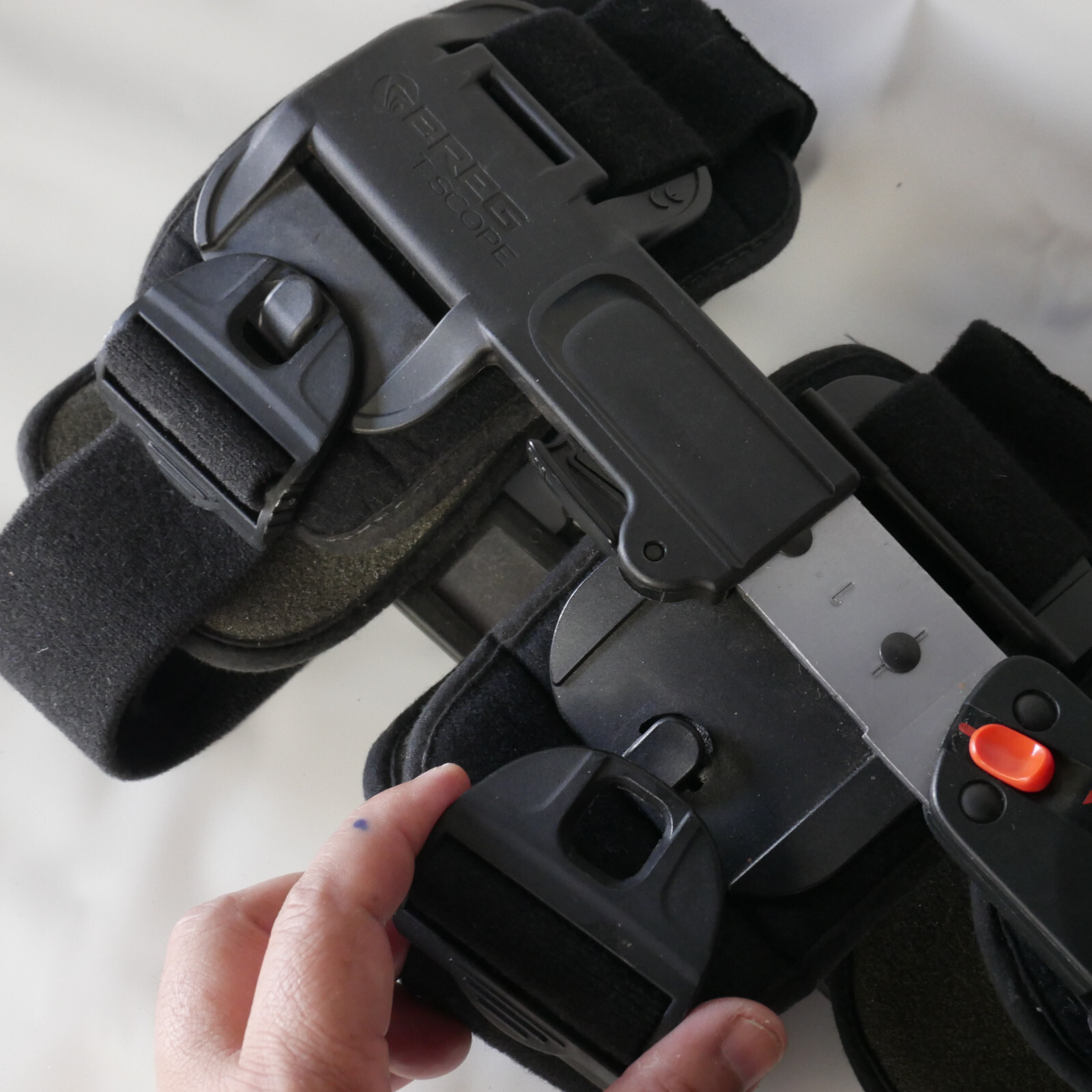 Breg T Scope Premier Adjustable Feet/Foot Knee Brace Angle Hinge Left/Right Post