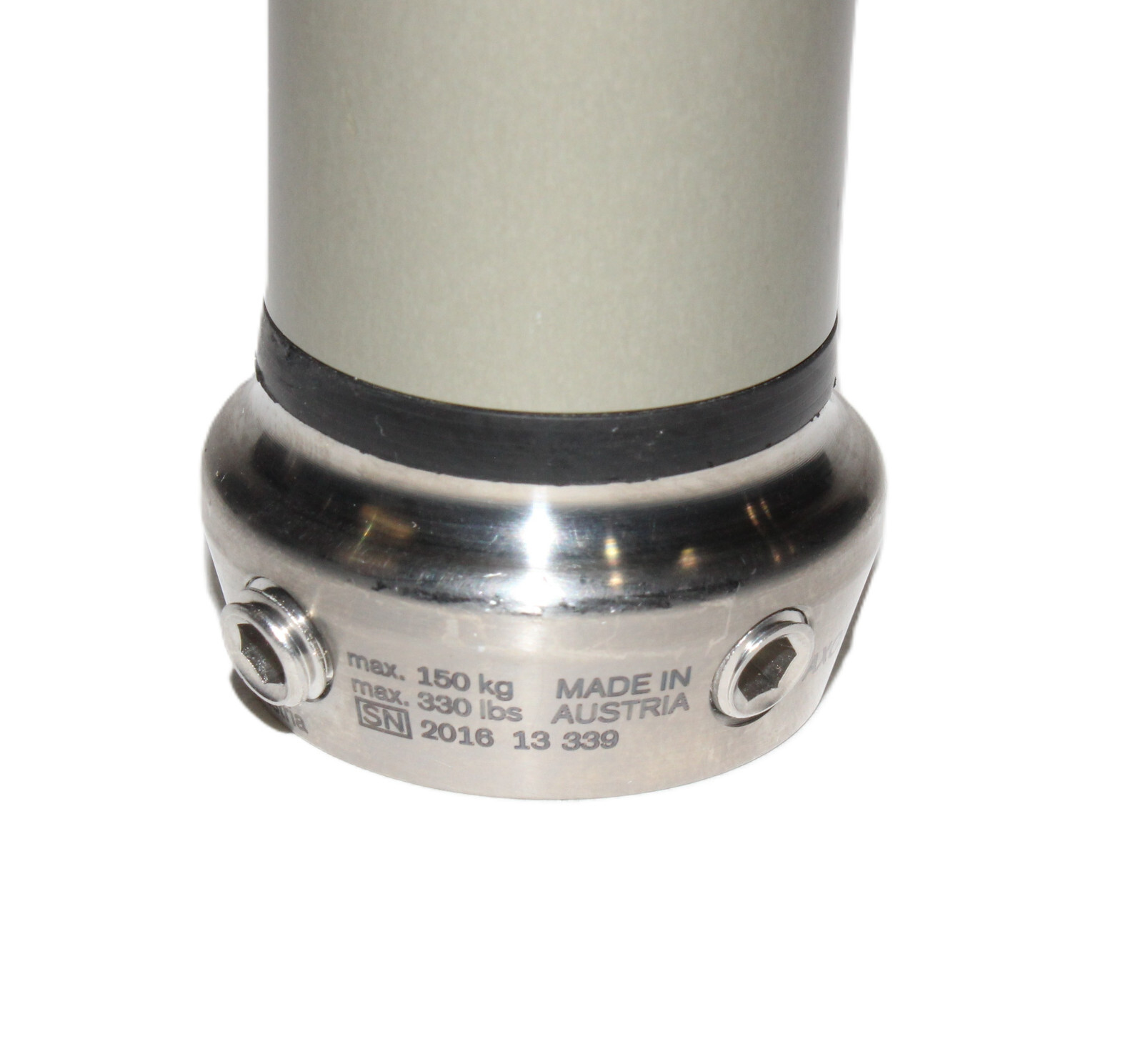 2R19 OTTOBOCK AXON PYLON/TUBE ADAPTER FOR GENIUM X3 PROSTHETIC KNEE 2016 L=3.6″