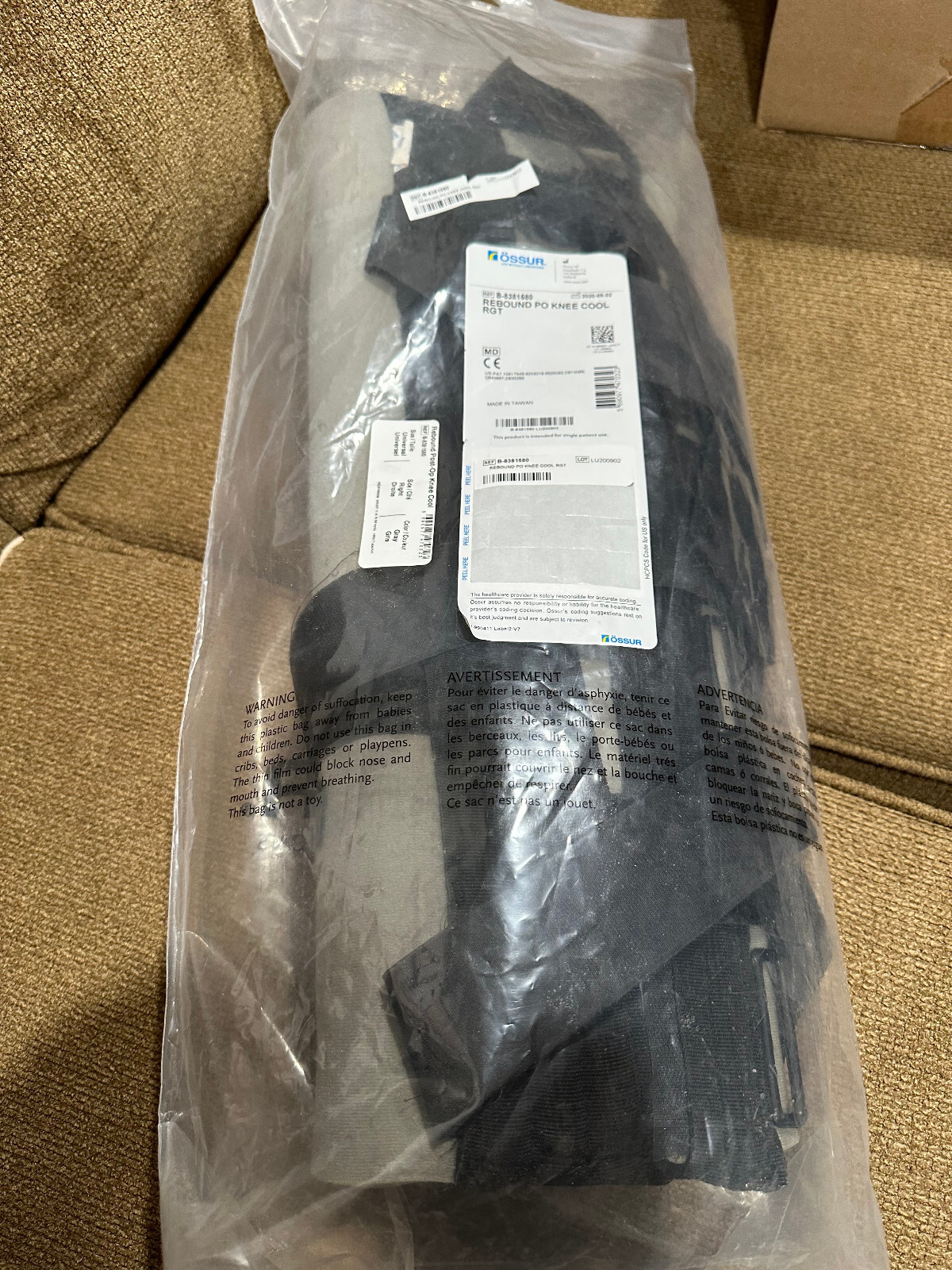 OSSUR Rebound Post Op Knee Universal Cool Brace B-8381480 – used In Bag